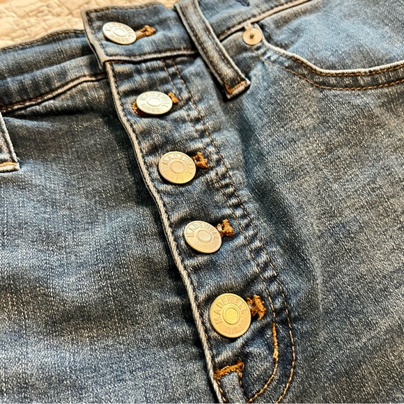 Madewell Button Fly High Rise Shorts - Picture 6 of 10